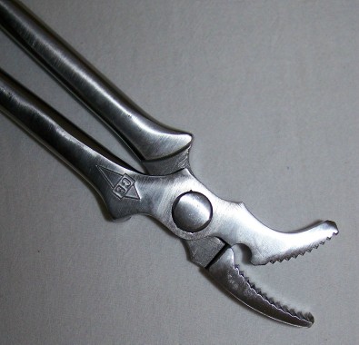G.E. Curved Jaw Low Nail Clinchers